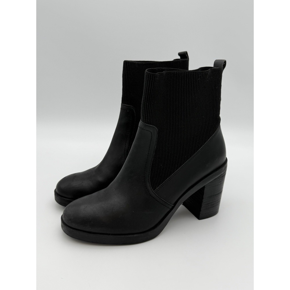 Crown Vintage Black Leather Ankle Stretch Boots Size 9 W Whinsygoth/Grunge/Retro - Picture 1 of 10